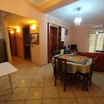Domus Dina